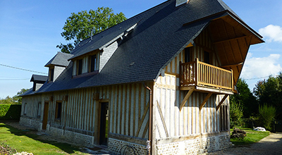 Création d’une longère en colombage et couverture en ardoise à Saint Pierre Azif