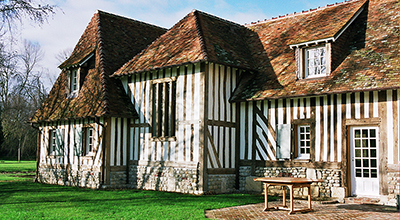 Construction d’une maison en matériaux anciens dans le Calvados