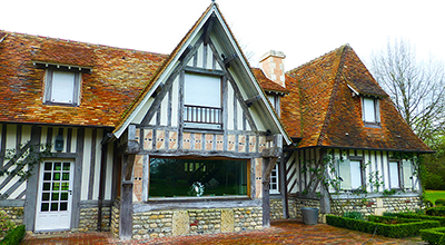 Construction d’une maison en matériaux anciens dans le Calvados