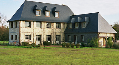 Construction d’un manoir. Région Tourgeville.