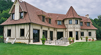 Maison à Beaumont en Auge, construite sur sous-sol.