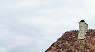 Manoir Normand avec ouvertures contemporaines à Tourgeville – Deauville.