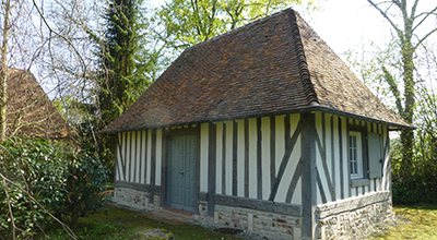 Construction d’un ensemble de petites annexes en matériaux anciens